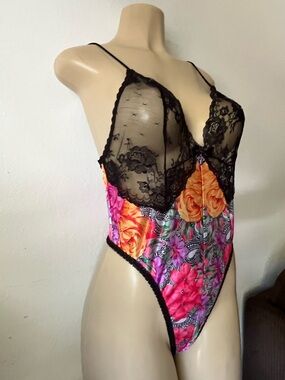 Vintage lingerie shirley